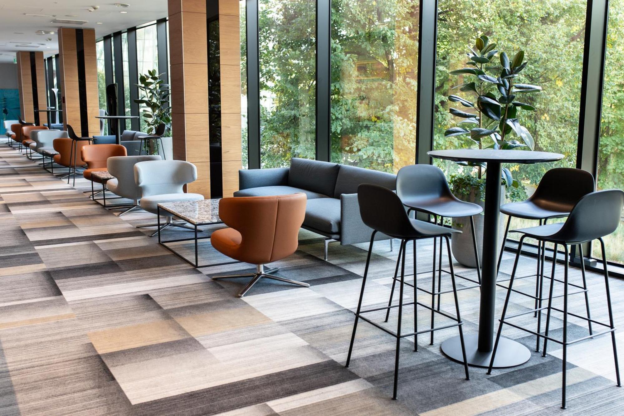 Q Hotel Plus Краков Экстерьер фото